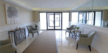 1 Oakridge Place Unit #3B, Eastchester