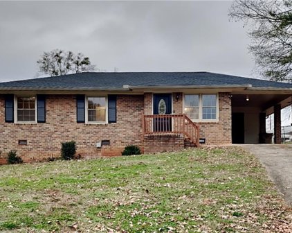 2240 Oakhurst Court, Morrow