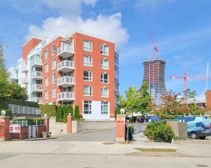 688 Fairchild Road Unit 608, Vancouver