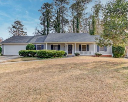 2746 Jo Beth Drive, Lawrenceville