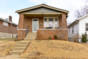 6227 Wyoming, Saint Louis, MO 63139