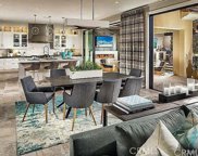 54 Kiwi, Irvine image