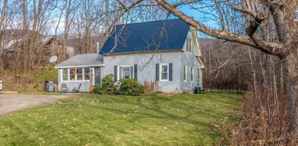 129 Meadows Road, Jefferson