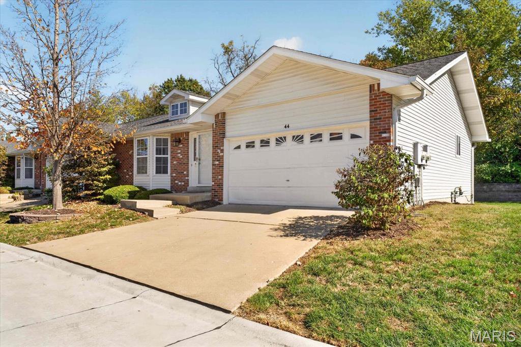 44 Rue De Paix, Lake St Louis, 63367
