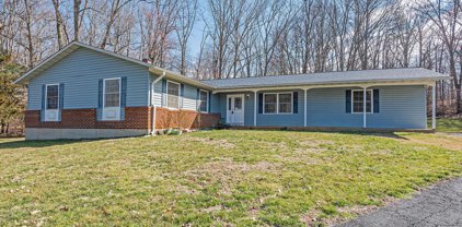 571 Jamestown Ct, Davidsonville