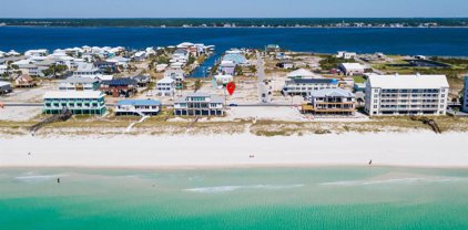 8212 Gulf Blvd, Navarre Beach