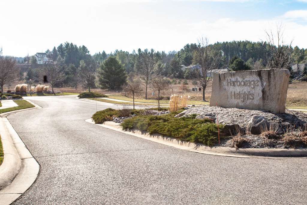 915 Harborage Heights Trail, Boyne City, 49712