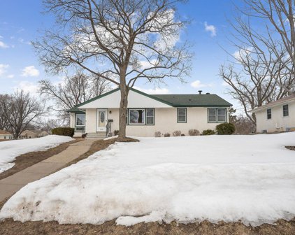 621 Helene Place NE, Fridley