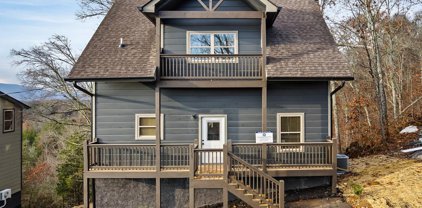 2127 Eagle Feather, Sevierville