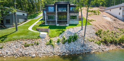 140 Hazelnut Drive, Sunrise Beach