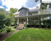 476 N Fulton Reeves Road, Laurel Springs image