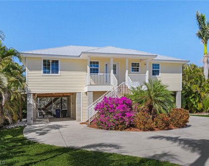 7870 Della Bitta  Lane, Bokeelia