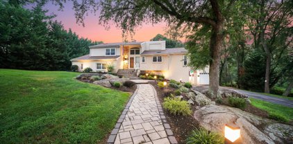 1650 Cold Spring Rd, Newtown Square