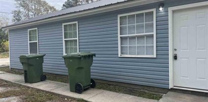 1002 Ingram St., Florence
