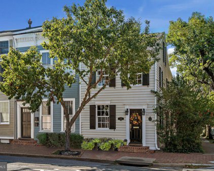 1228 Prince St, Alexandria