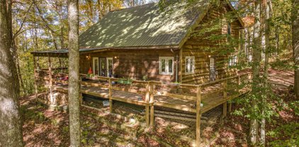 215 Running Bare Road, Mountain City