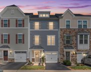 41684 Mcmonagle Sq, Aldie image