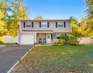 22 Rieder Road, Spotswood NJ 08884, 1224 - Spotswood image