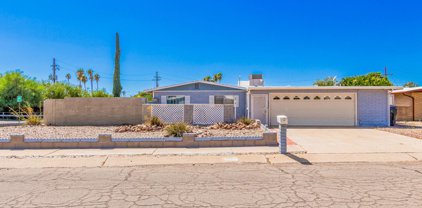 1902 S Regina Cleri, Tucson