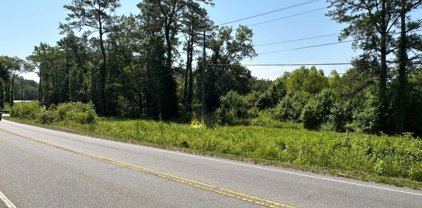 1 Beech Hill Road, Summerville