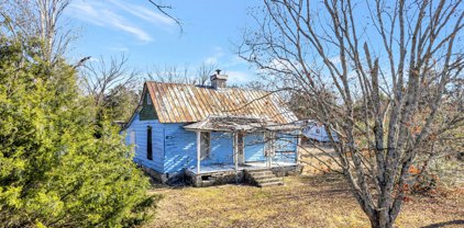 7665 Shelbyville Pike, Christiana