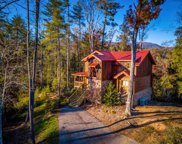 2615 Bear Crossing Way, Sevierville image