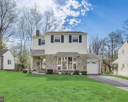 25 Colonial Dr, Havertown