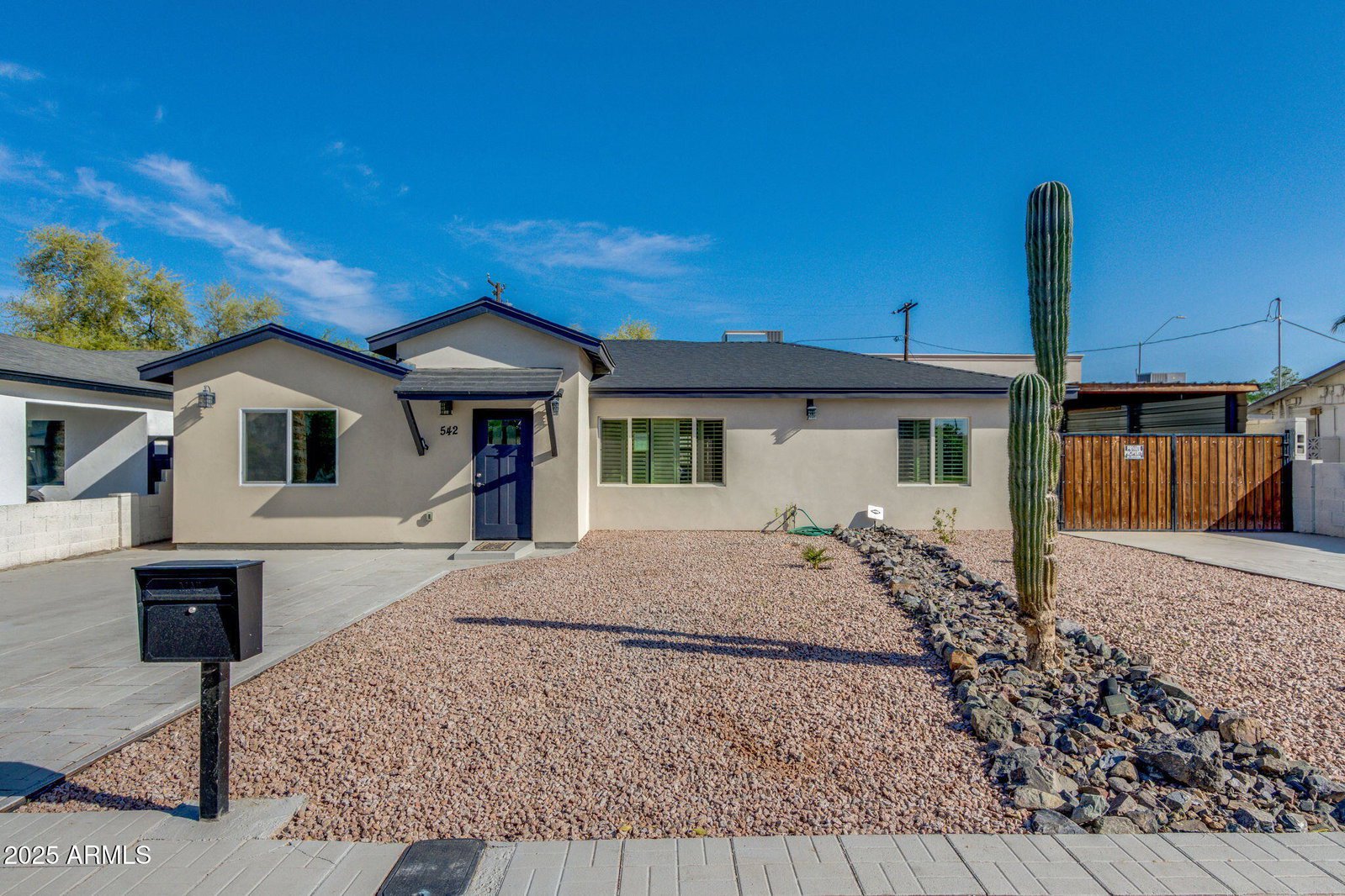 542 E Flynn Lane, Phoenix, Arizona 85012. 3 bedrooms 2 baths with 1494 ...