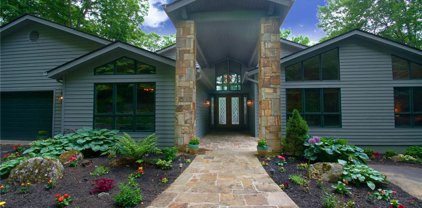 1124 Cottage Crest, Linville