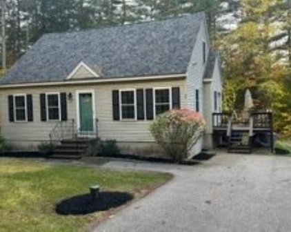22 Sleepy Hollow Road, Wolfeboro