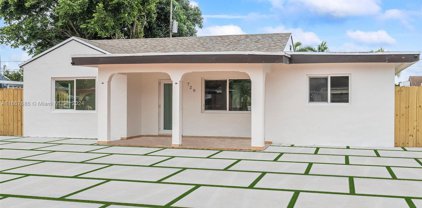 720 Ne 2nd Pl, Hialeah