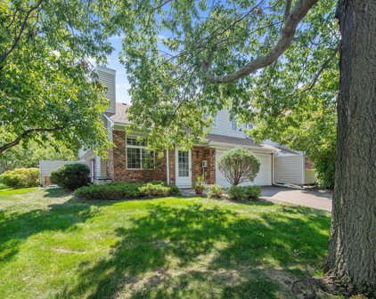 1225 Bay Cove Unit #34, White Bear Lake