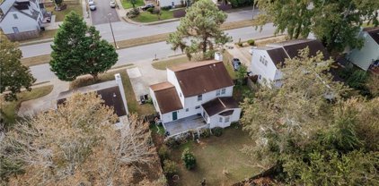 1321 Andrews Boulevard, Hampton East