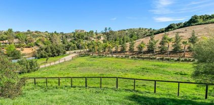 30932 Shadow Lake Road, Escondido