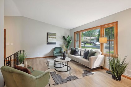304 3rd Avenue SE, New Brighton