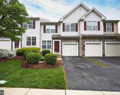 211 Tall Pines Dr, West Chester