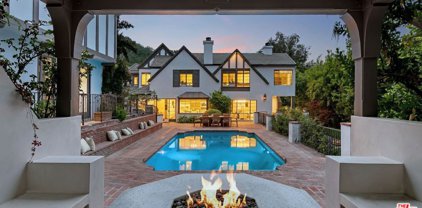 9541 Heather Road, Beverly Hills