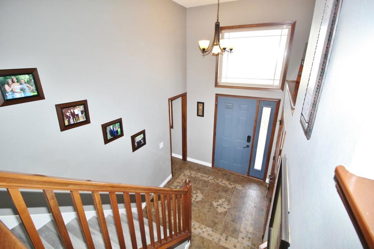 2825 Grey Eagle Pass, Minot, 58703