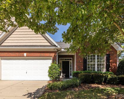 6234 Meadow Glen  Lane, Harrisburg