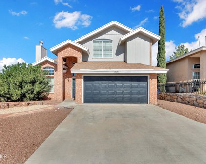 221 Morning Dawn Avenue, El Paso