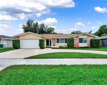 8402 Sw 26th St, Davie