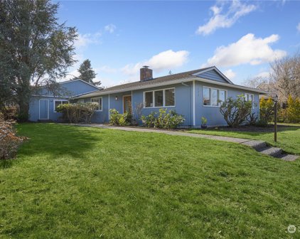 223 6th Street, Langley