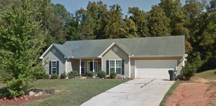 5465 Lombardy Drive, Lula