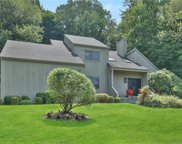 190 Deerfield Lane N, Pleasantville image