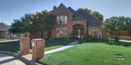 4305 Brookhollow  Drive, Colleyville