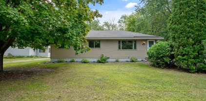 8455 Groveland Road, Mounds View