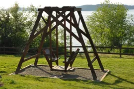 swing in steilacoom