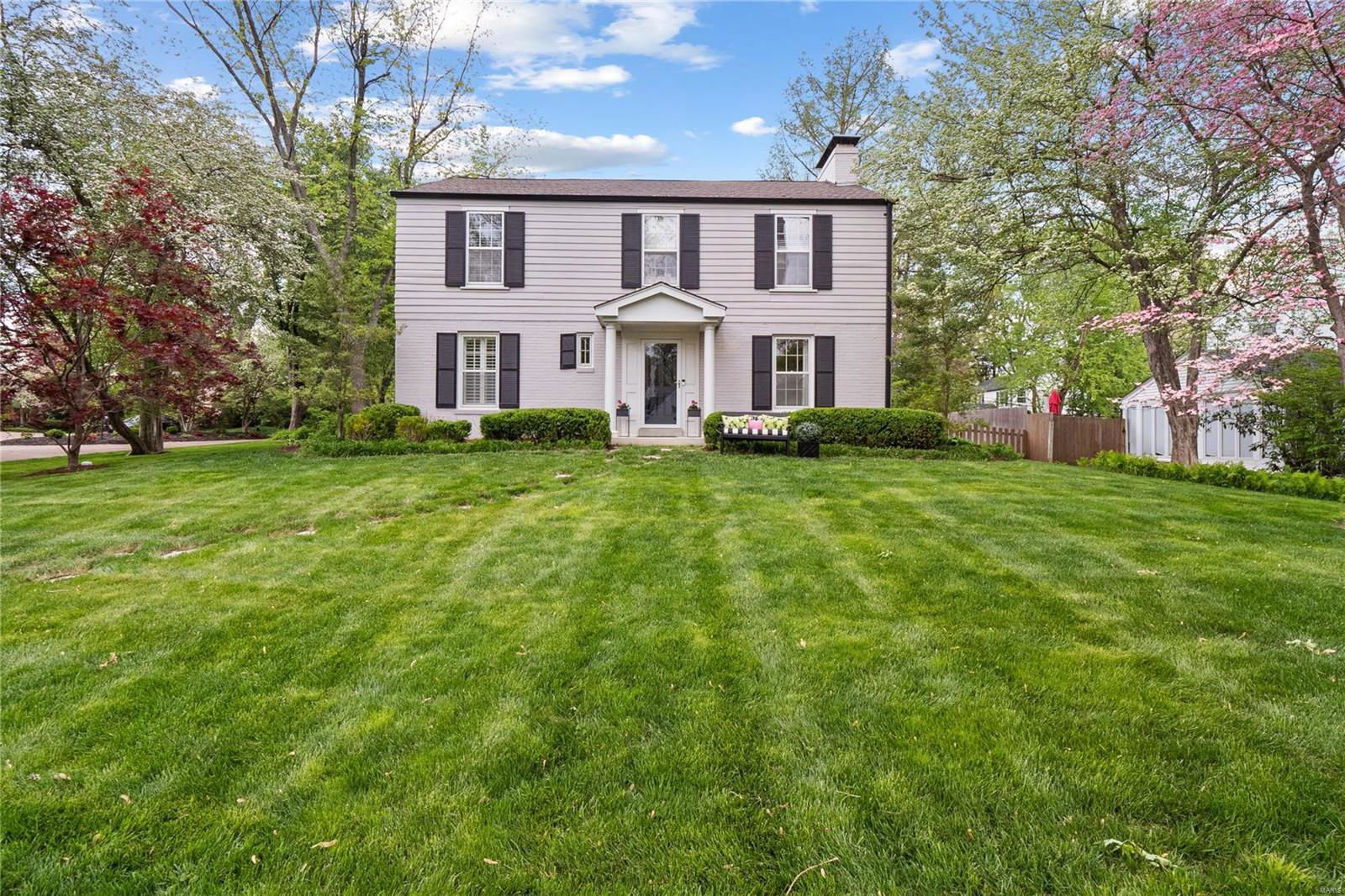 101 Pointer Lane, Ladue, 63124
