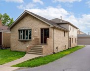 5614 S Moody Avenue, Chicago image