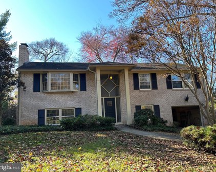 11521 Vale Rd, Oakton